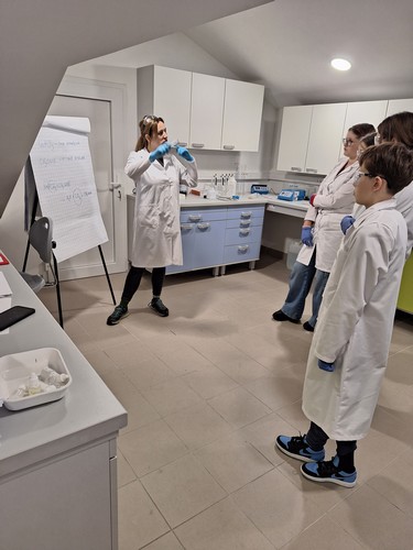 Provedene STEM radionice za darovite učenike sedmih razreda