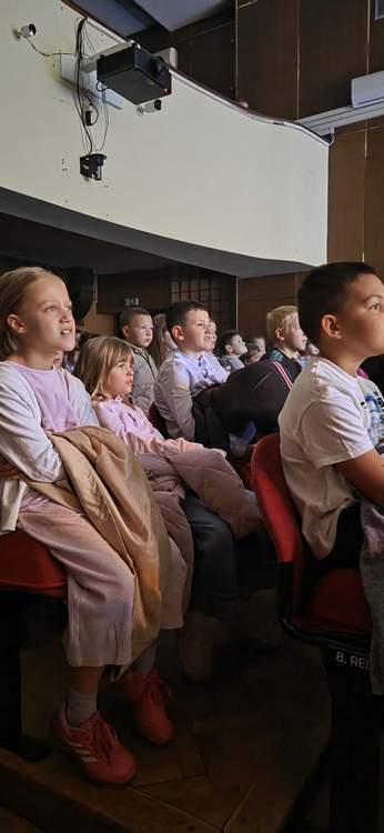 Drugašići u Gradskom kazalištu Žar ptica