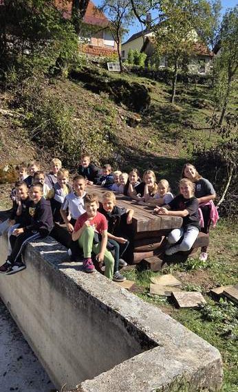 Terenska nastava trećaša “Snalaženje u prirodi” na Žumberku